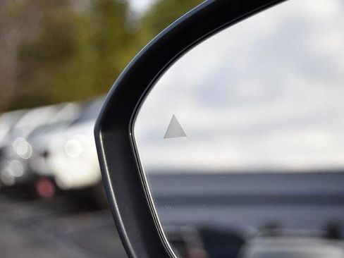 Used 2023 Nissan Ariya EVOLVE+ 4D Sport Utility image 11