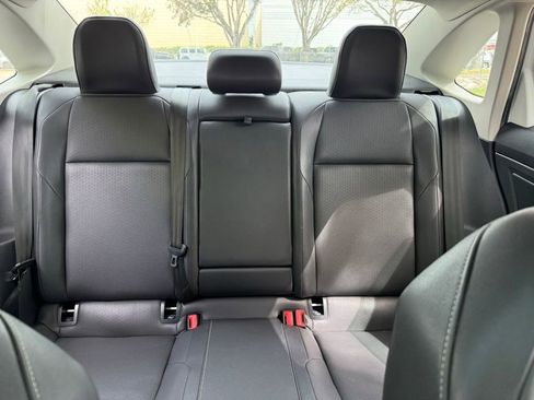 Used 2019 Volkswagen Jetta SEL w/ Cold Weather Package FWD image 13