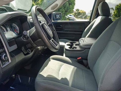 Used 2017 RAM 1500 Express image 19