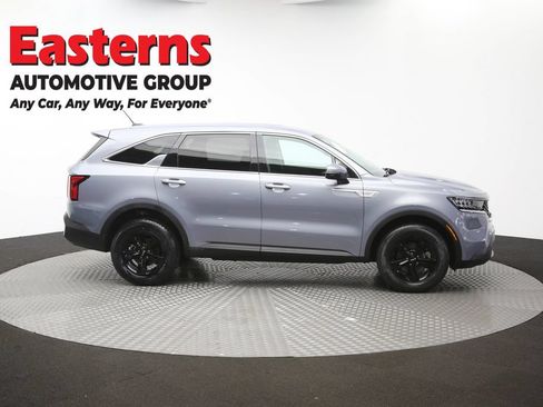 Used 2023 Kia Sorento LX AWD/4WD image 44