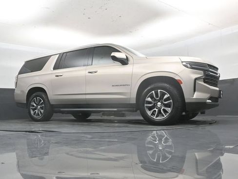 Used 2021 Chevrolet Suburban LT w/ Rear Media and Nav Package AWD/4WD image 54