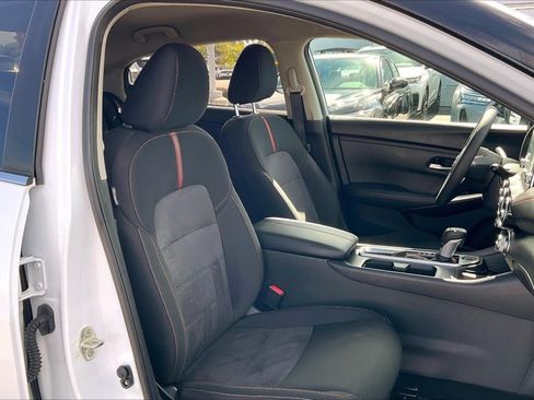 Used 2025 Nissan Sentra SR w/ Midnight Edition FWD image 7