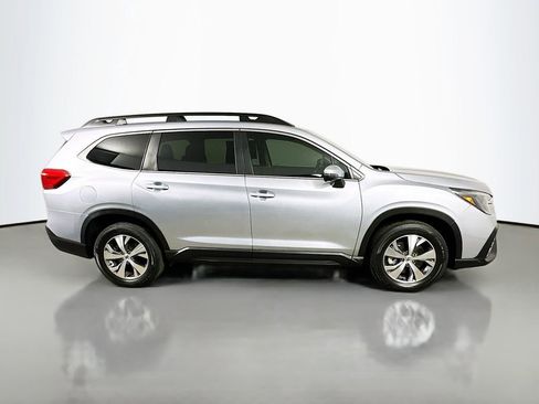 Used 2023 Subaru Ascent Premium w/ Convenience Package image 7