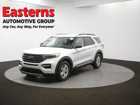 Used 2023 Ford Explorer XLT w/ Equipment Group 202A image 53