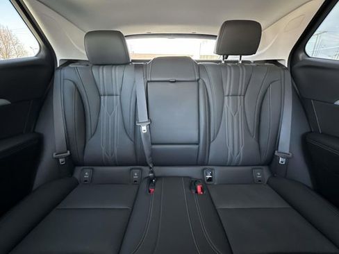 Used 2024 Buick Envision Avenir AWD/4WD image 54