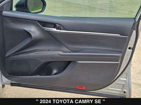 Used 2024 Toyota Camry SE FWD image 30