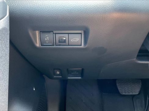 Used 2026 Toyota RAV4 AWD image 34
