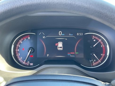 Used 2024 Toyota RAV4 XLE image 29