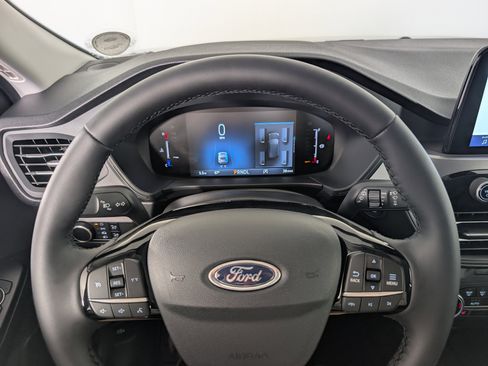 New 2025 Ford Escape Active w/ Cold Weather Package image 13