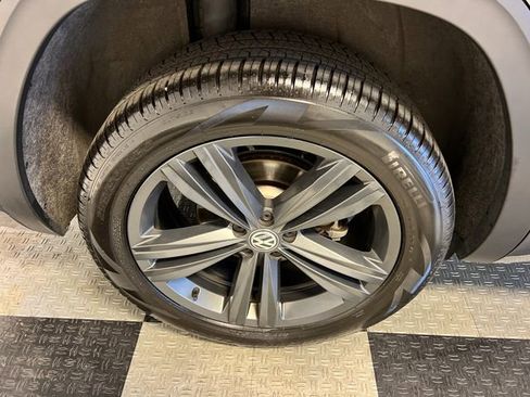 Used 2020 Volkswagen Atlas SE w/ Towing Package AWD/4WD image 15