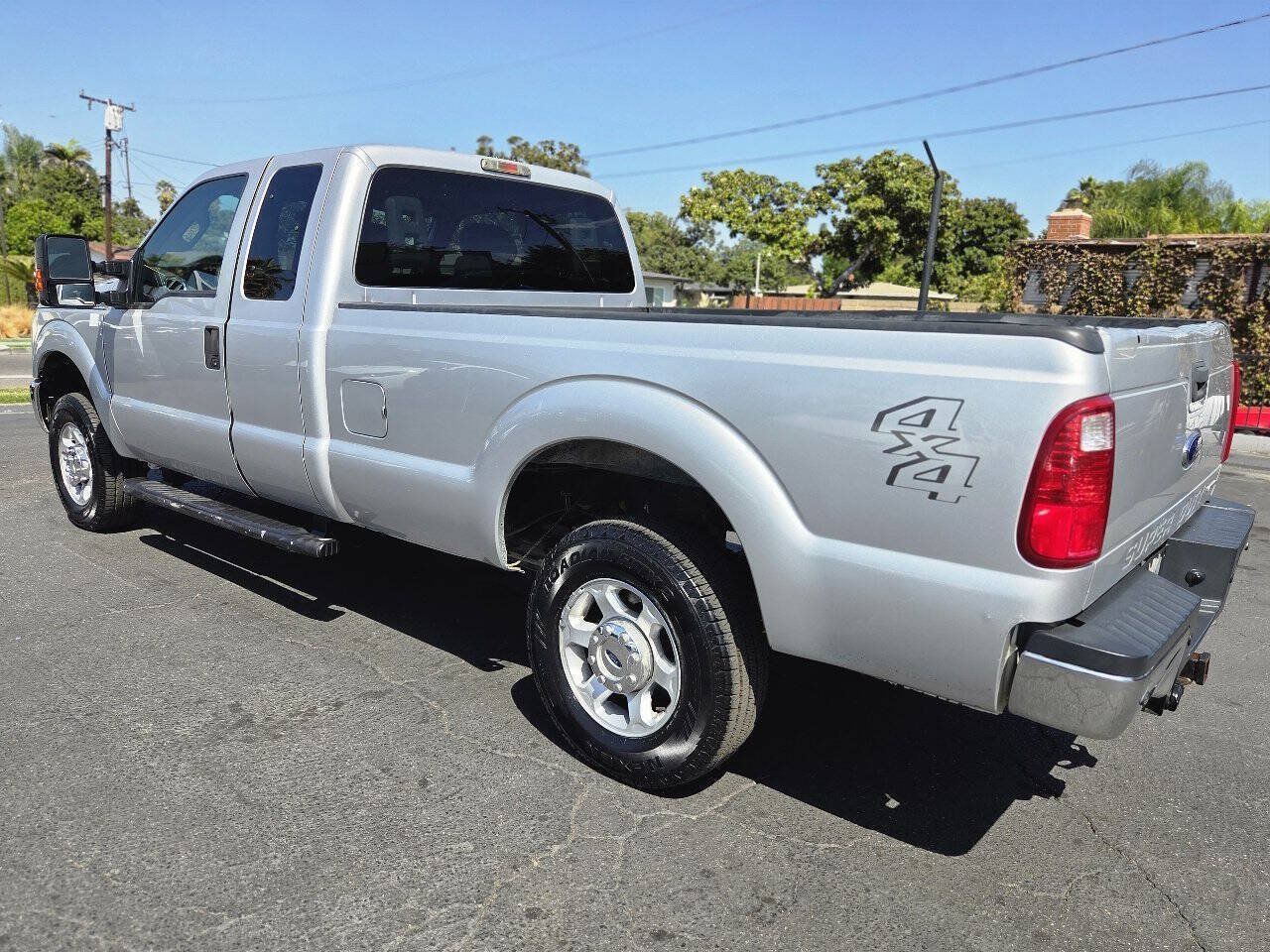 Used 2014 Ford F250 XLT w/ Camper Package AWD/4WD image 30