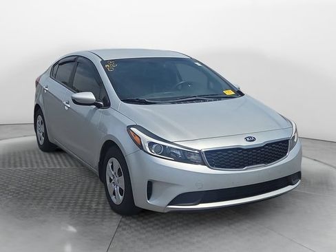 Used 2018 Kia Forte LX FWD image 7