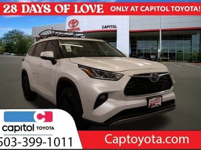 New 2026 Toyota Highlander Platinum