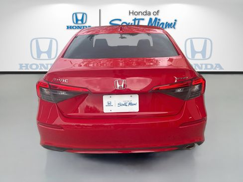 Used 2022 Honda Civic Sport image 6