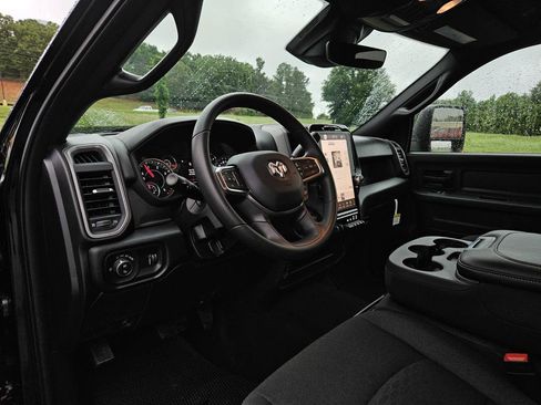 New 2026 RAM 3500 Tradesman AWD/4WD image 16