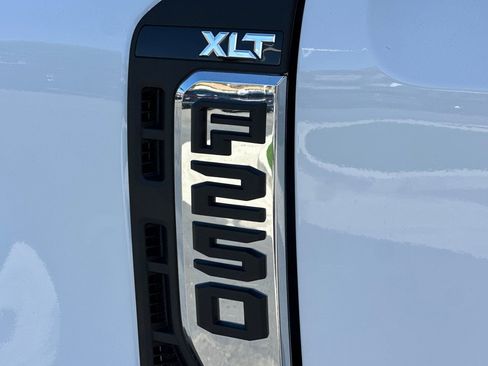 New 2026 Ford F250 XLT AWD/4WD image 23