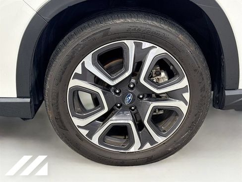 Used 2023 Subaru Ascent Limited w/ Technology Package AWD/4WD image 37