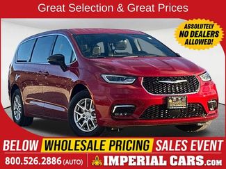 New 2026 Chrysler Pacifica Select video 1