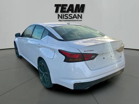 Certified 2025 Nissan Altima 2.5 SR AWD/4WD image 24