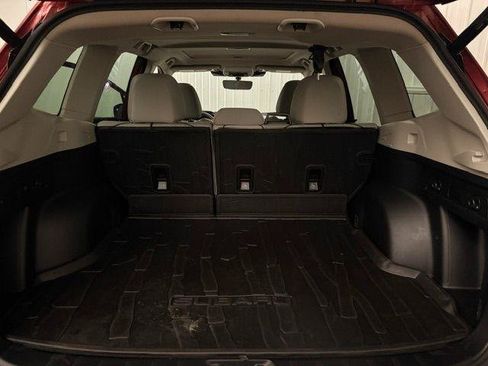 Used 2022 Subaru Forester Premium AWD/4WD image 10