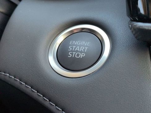 Used 2026 Toyota Highlander Platinum image 20