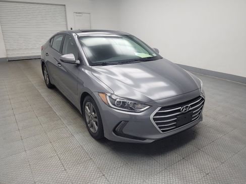 Used 2018 Hyundai Elantra Value Edition FWD image 13