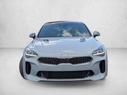Used 2019 Kia Stinger GT2 RWD image 2