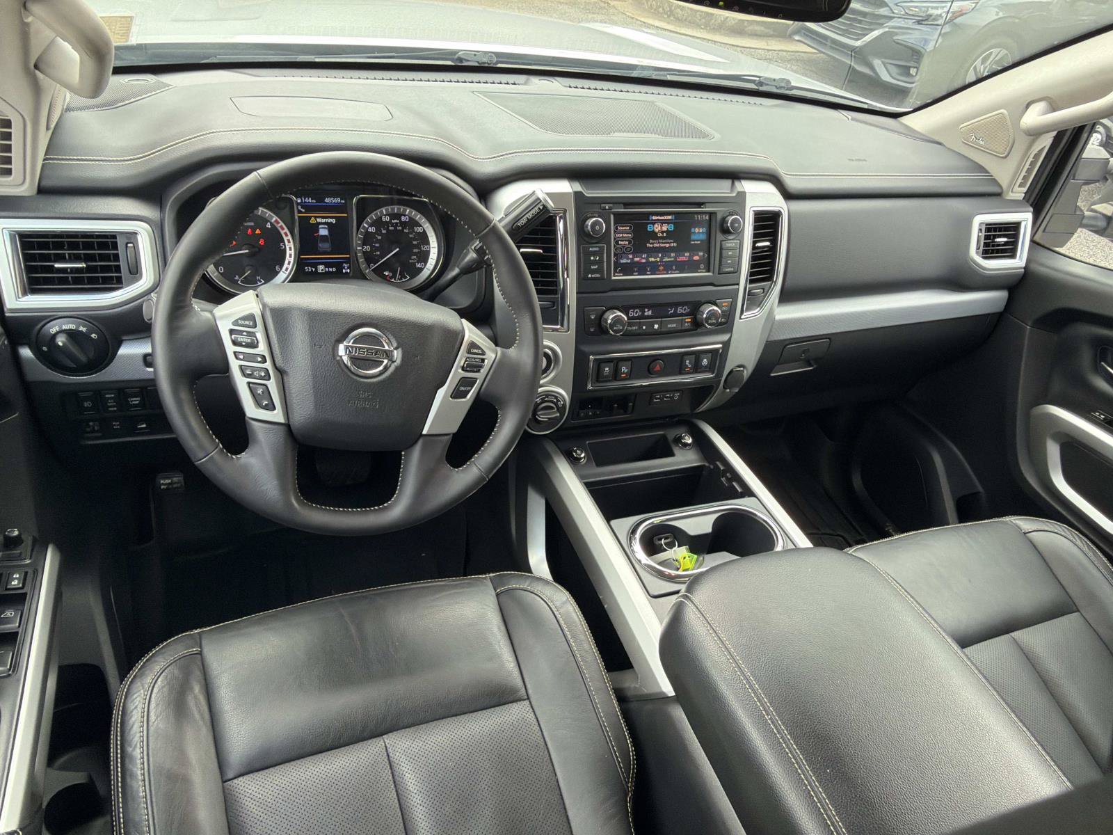 Used 2019 Nissan Titan PRO-4X w/ Pro-4x Convenience Package AWD/4WD image 24