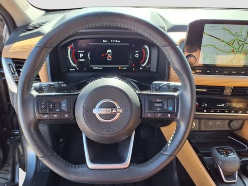 Used 2023 Nissan Rogue Platinum image 22