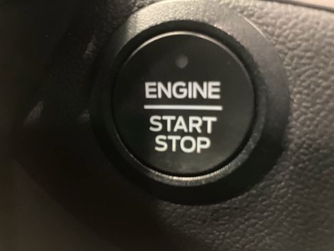 Used 2021 Ford Escape SEL w/ Technology Package image 19