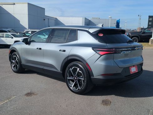 New 2026 Chevrolet Equinox EV LT image 6