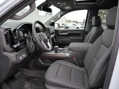 New 2026 GMC Sierra 1500 SLT w/ SLT Premium Plus Package