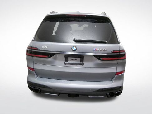 Used 2024 BMW X7 M60i AWD/4WD image 4