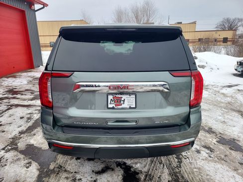 Used 2023 GMC Yukon SLT image 9