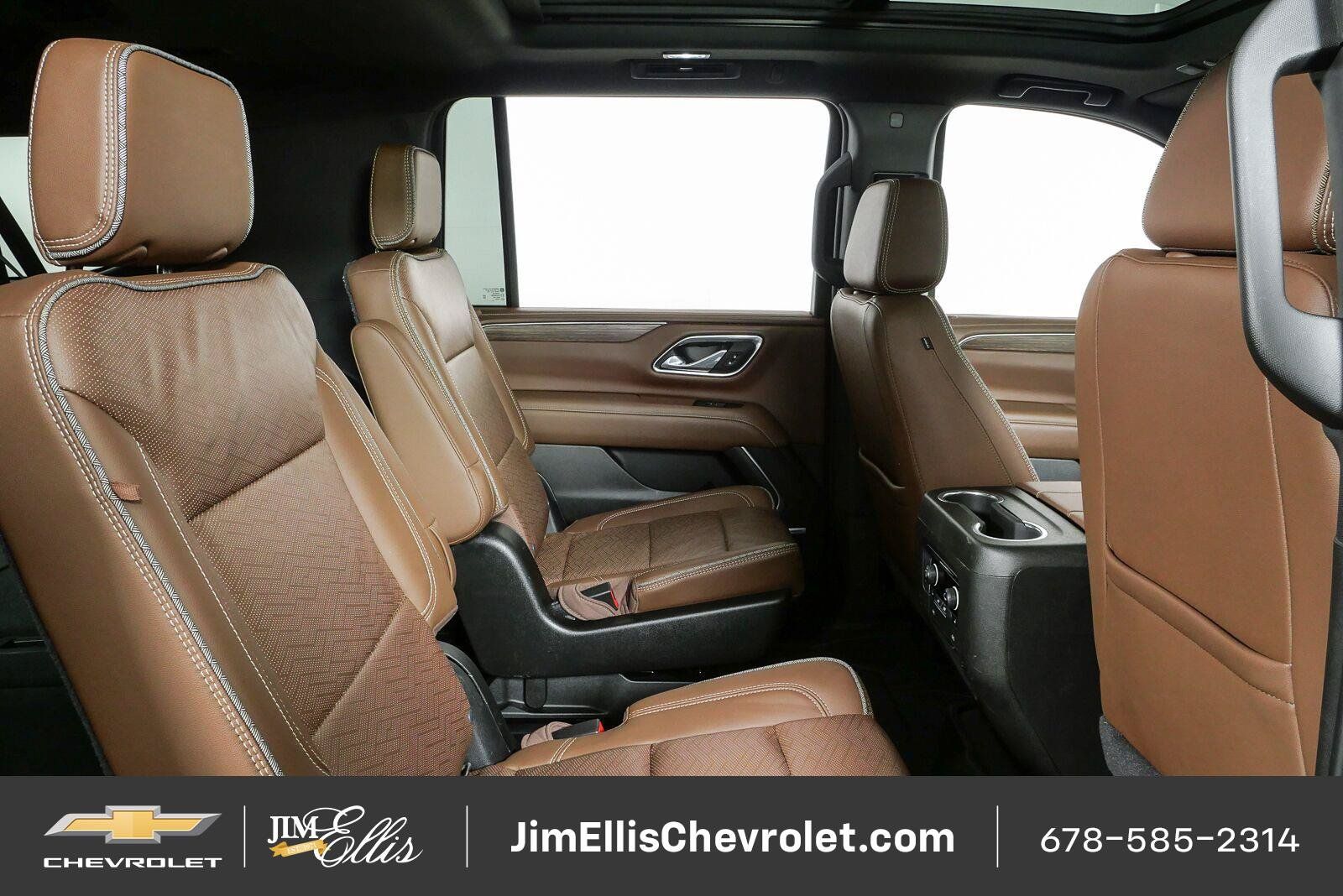 Certified 2021 Chevrolet Suburban High Country w/ Premium Package AWD/4WD image 24