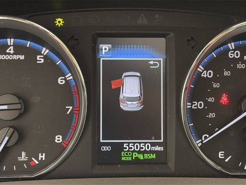 Used 2017 Toyota RAV4 Limited FWD image 15
