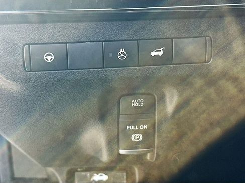 New 2025 Nissan Murano SL image 10