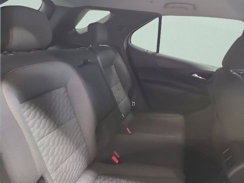 Used 2020 Chevrolet Equinox LT FWD image 18