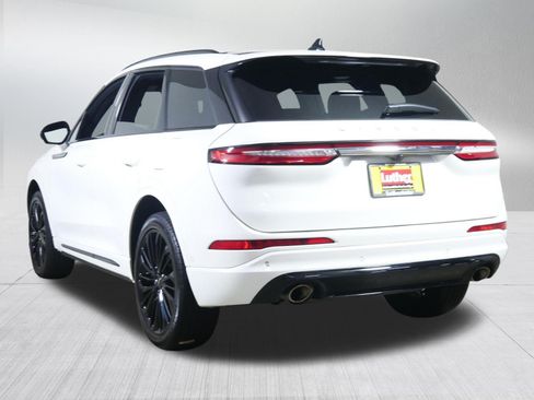Used 2023 Lincoln Corsair Reserve w/ Equipment Group 202A AWD/4WD image 5