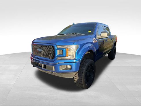 Used 2018 Ford F150 XLT w/ Equipment Group 302A Luxury AWD/4WD image 5