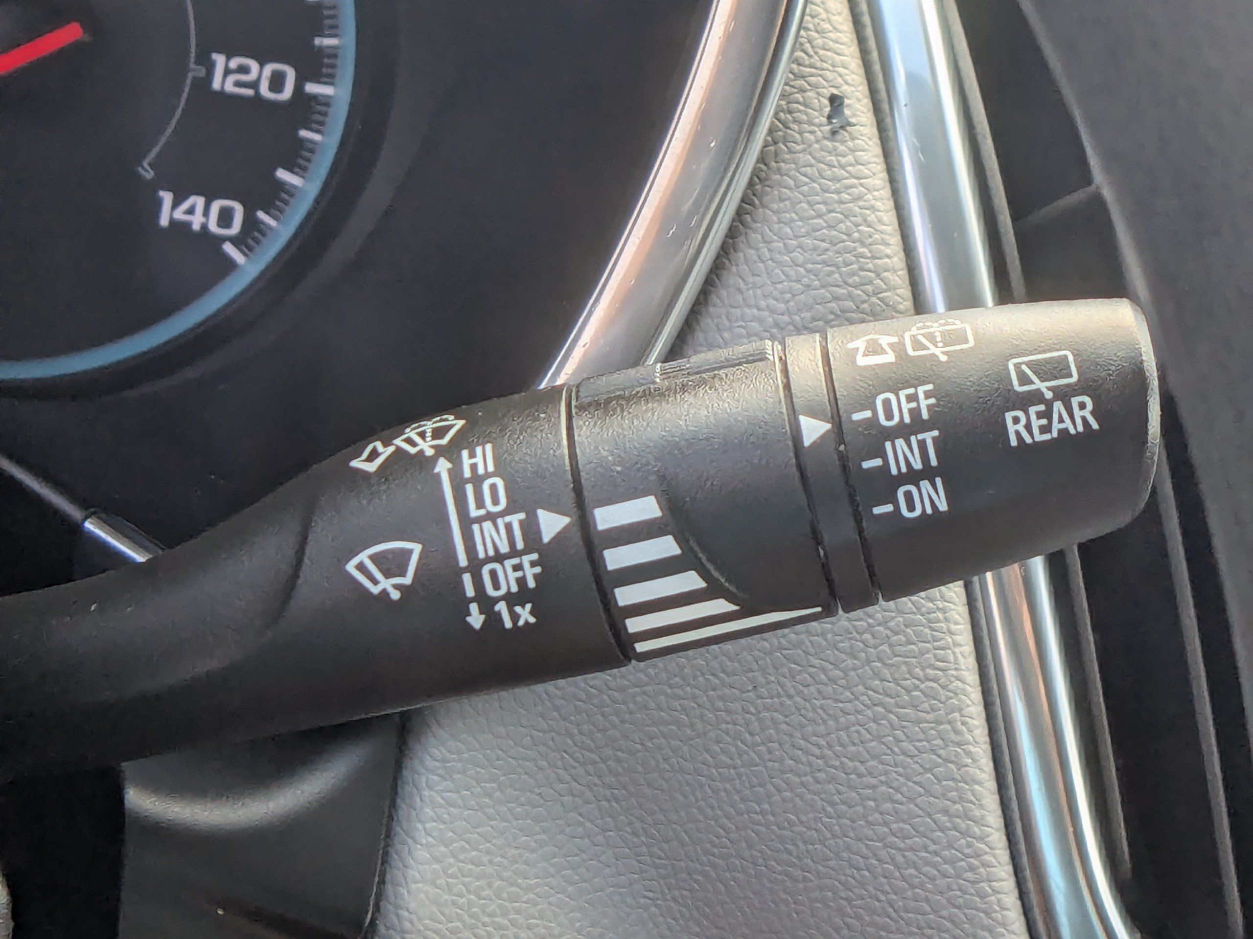 Certified 2021 Chevrolet Equinox LS FWD image 27