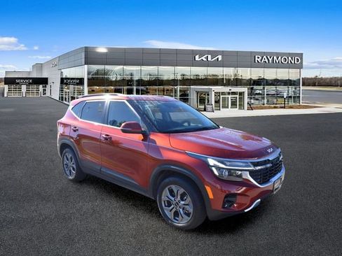 Certified 2024 Kia Seltos S AWD/4WD image 10
