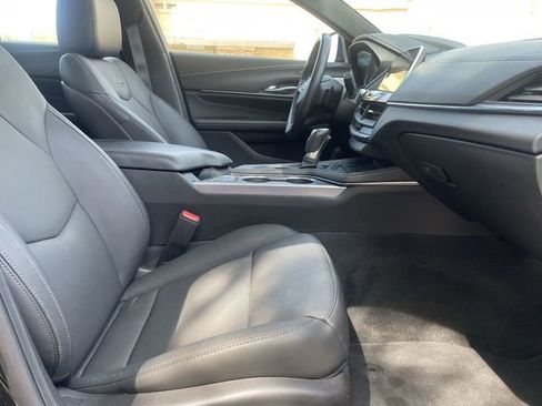 Certified 2023 Cadillac CT4 Premium Luxury image 28