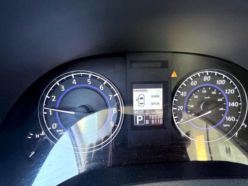 Used 2011 INFINITI G37 Sport w/ Premium Pkg image 15