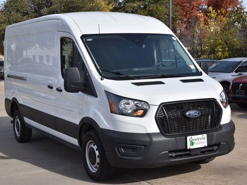Used 2023 Ford Transit 250 Medium Roof w/ Load Area Protection Package image 4
