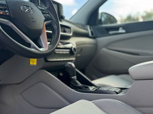 Used 2021 Hyundai Tucson SE image 8