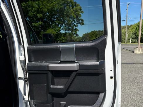 Used 2018 Ford F150 XLT w/ Equipment Group 302A Luxury AWD/4WD image 42