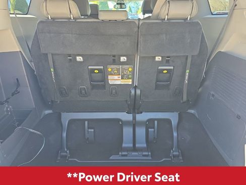 Used 2022 Toyota Sienna XLE image 14