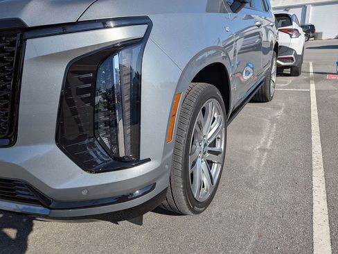 Used 2025 Cadillac Escalade Sport w/ Touring Package AWD/4WD image 2