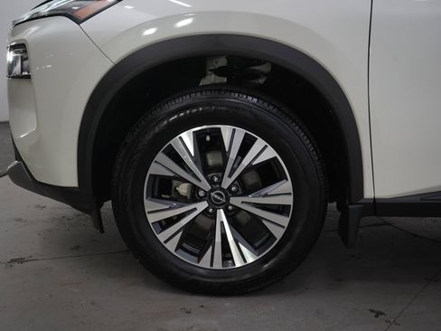 Used 2023 Nissan Rogue SV w/ SV Premium B Package AWD/4WD image 30